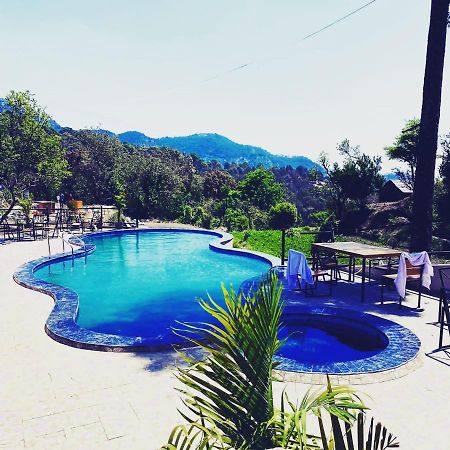 Paradise Pool Resort By Beyond Stay ไนนิตาล ภายนอก รูปภาพ